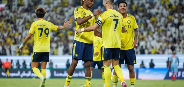 العالمي لم يمهل العميد في الصدارة كثيرًا: النصر يكتسح الرياض ويعود للقمّة
